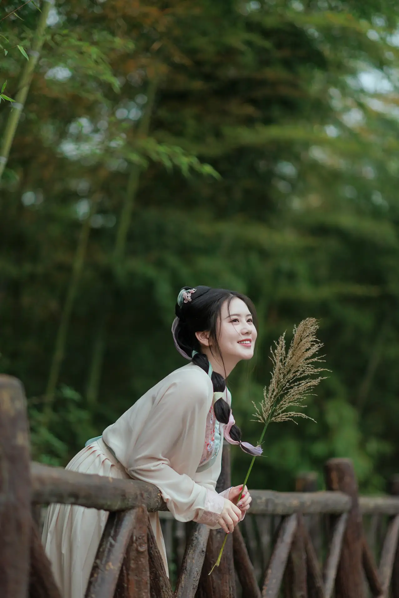 [YITUYU] 2022.05.16 Vol.899 – Mountain Dwelling in Autumn Qiuqiu#[38P]-30