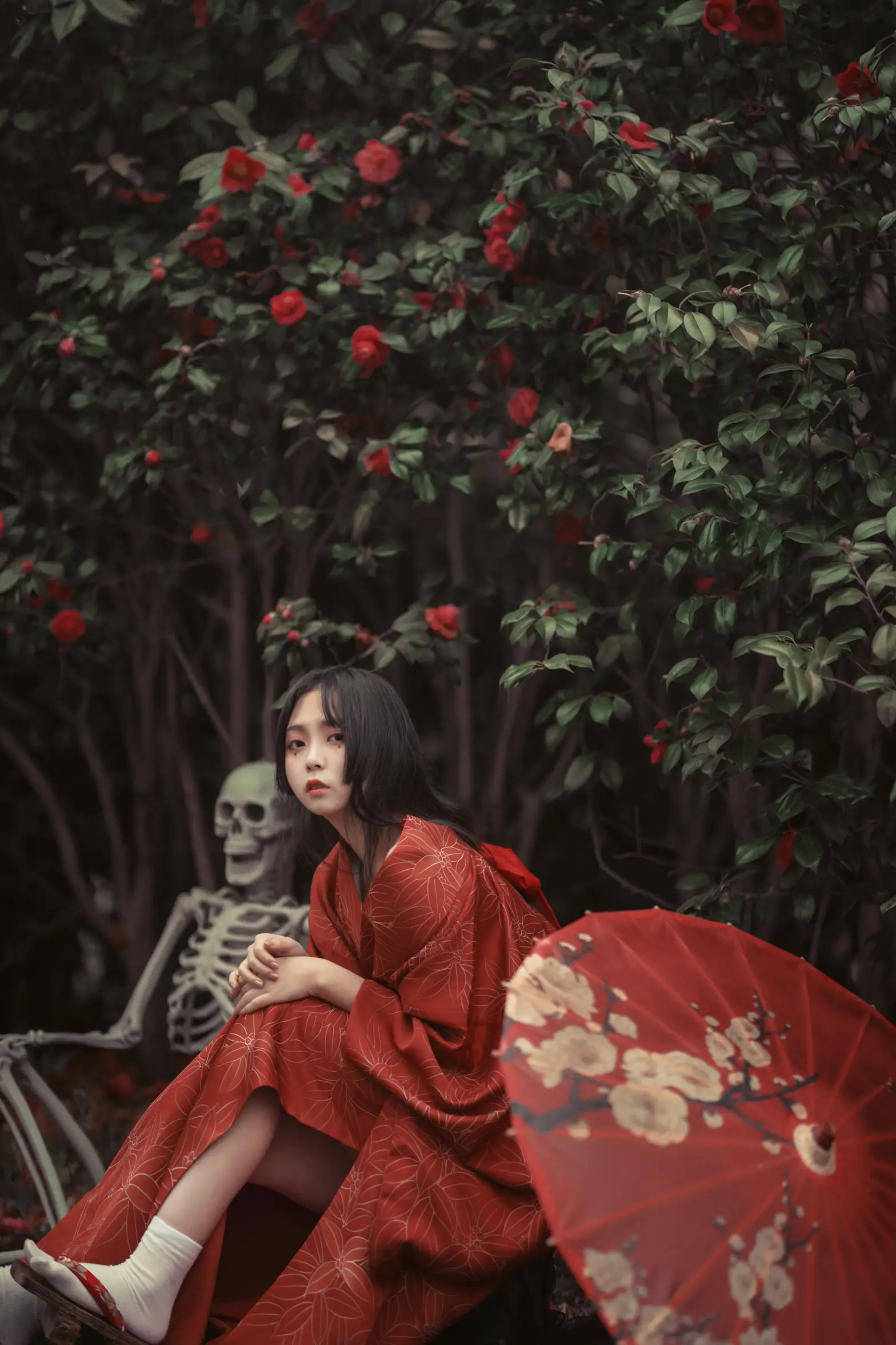 [YITUYU] 2022.07.31 Vol.1594 – Burial Flowers Ink and red dust#[23P]-3